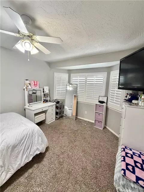 Bedroom - 7736 El Cerrito, Hesperia, CA 92345 photo 5 of 8