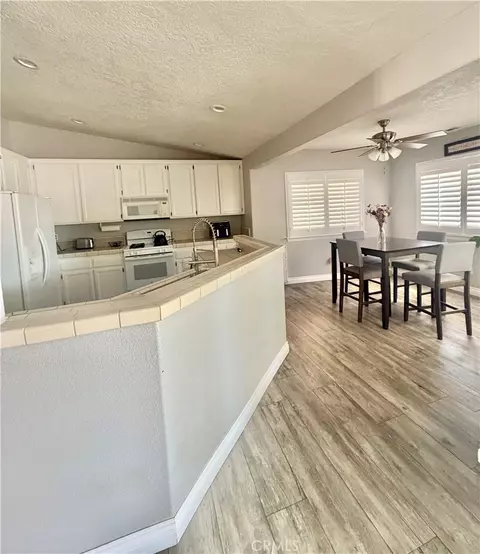 Kitchen - 7736 El Cerrito, Hesperia, CA 92345 photo 1 of 5