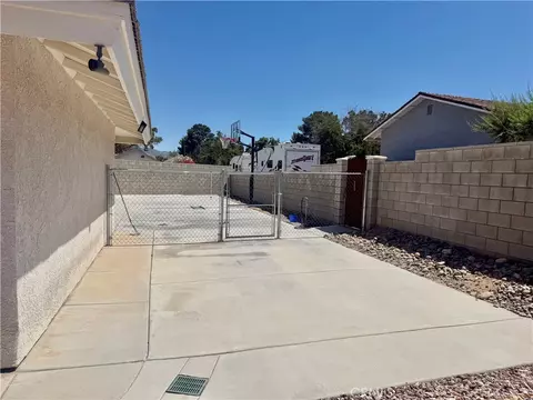 Exterior - 7736 El Cerrito, Hesperia, CA 92345 photo 14 of 21