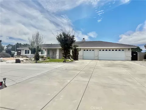 7736 El Cerrito, Hesperia, CA 92345