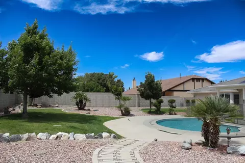 Exterior - 7736 El Cerrito, Hesperia, CA 92345 photo 21 of 21