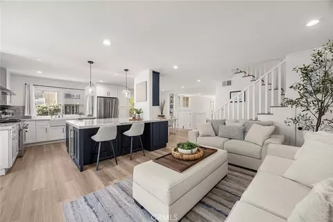 19256 Seabrook Ln, Huntington Beach, CA 92648