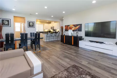 5786 Acacia Ln, Lakewood, CA 90712