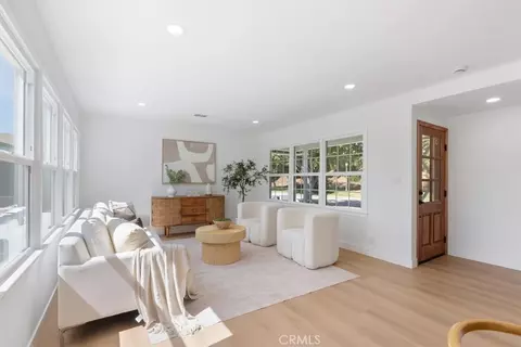 13201 Glasgow, Hawthorne, CA 90250