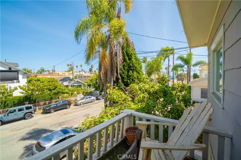 Exterior - 3366 E 1st, Long Beach, CA 90803 photo 5 of 7