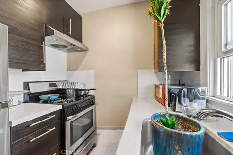 Kitchen - 3366 E 1st, Long Beach, CA 90803 photo 2 of 2