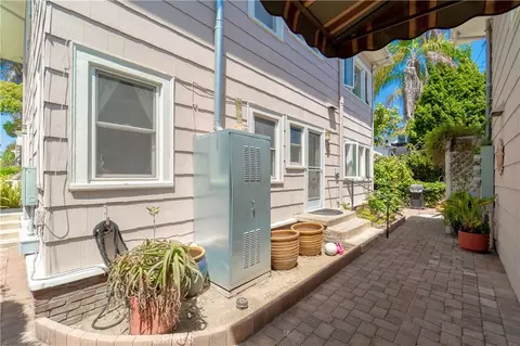Exterior - 3366 E 1st, Long Beach, CA 90803 photo 7 of 7