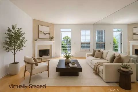 2604 E 20th St #305, Signal Hill, CA 90755