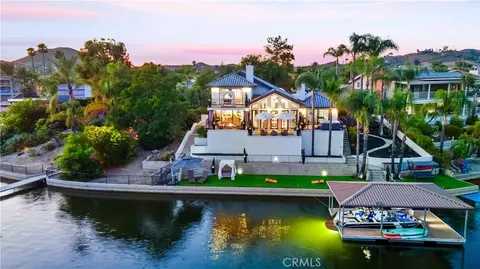 30310 White Wake, Canyon Lake, CA 92587