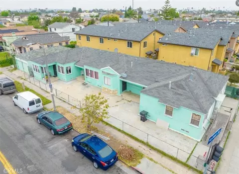 7527 S Hoover St, Los Angeles, CA 90044