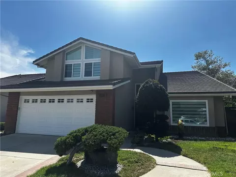 2207 Heritage, Fullerton, CA 92833