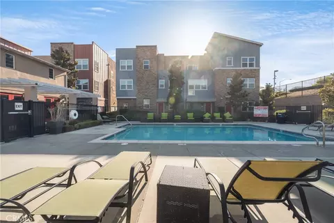 Exterior - 4956 Willow #E, Montclair, CA 91763 photo 10 of 11