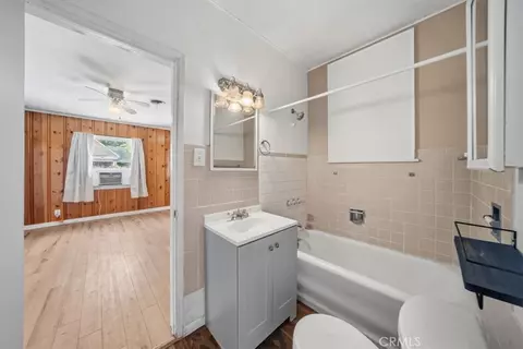 Bath - 316 Cibola, Needles, CA 92363 photo 5 of 5