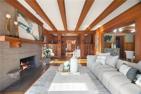 Living - 2303 E Ocean Blvd, Long Beach, CA 90803 photo 1 of 1