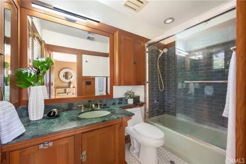 Bath - 2303 E Ocean Blvd, Long Beach, CA 90803 photo 3 of 4