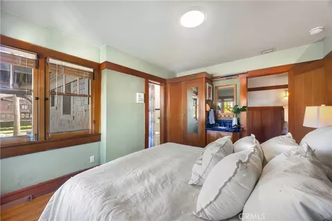 Bedroom - 2303 E Ocean Blvd, Long Beach, CA 90803 photo 5 of 9