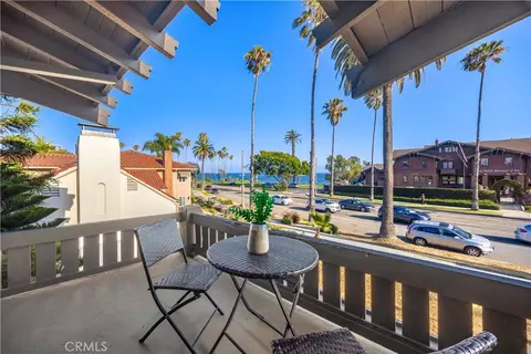 Exterior - 2303 E Ocean Blvd, Long Beach, CA 90803 photo 8 of 14