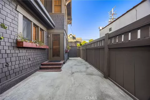 Exterior - 2303 E Ocean Blvd, Long Beach, CA 90803 photo 9 of 14