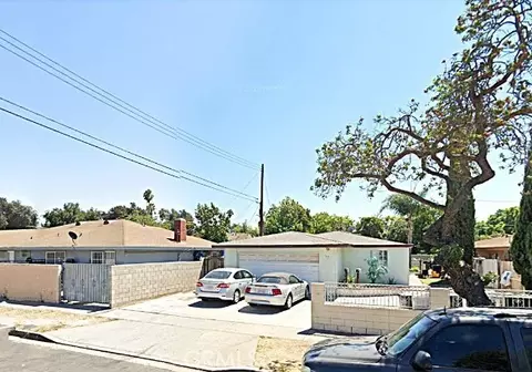3510 W Pine St, Santa Ana, CA 92704
