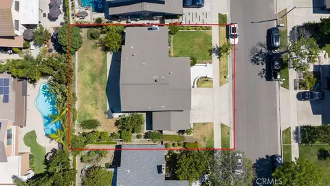 View/Area - 1663 N Yurok, Orange, CA 92867 photo 3 of 8