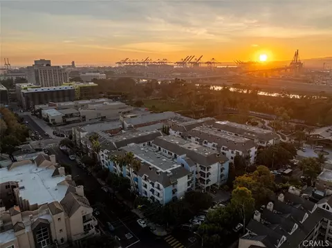 View/Area - 720 W 4th #110, Long Beach, CA 90802 photo 1 of 5