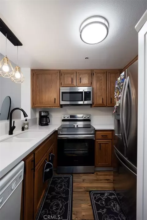 Kitchen - 720 W 4th #110, Long Beach, CA 90802 photo 2 of 3