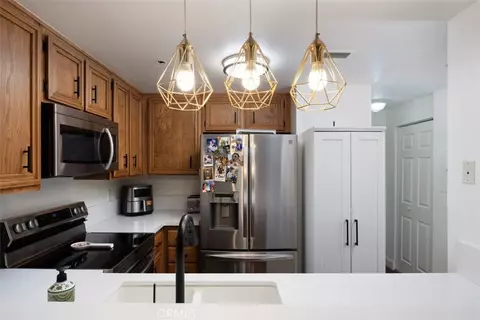 Kitchen - 720 W 4th #110, Long Beach, CA 90802 photo 3 of 3