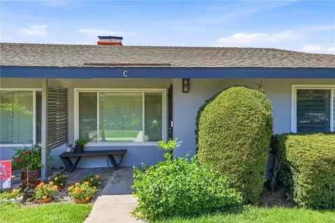 1107 W Memory Ln #8C, Santa Ana, CA 92706