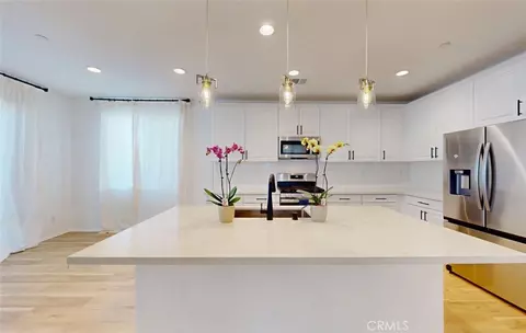 Kitchen - 340 Lilly, Rialto, CA 92376 photo 2 of 4