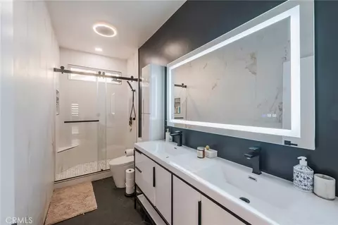 Bath - 6981 E Magdalena Dr, Orange, CA 92867 photo 1 of 6