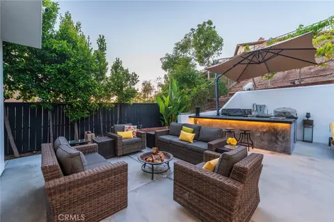 Exterior - 6981 E Magdalena Dr, Orange, CA 92867 photo 2 of 11