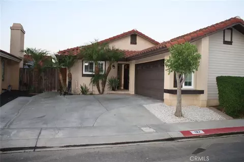 187 Mistletoe Dr, Corona, CA 92879
