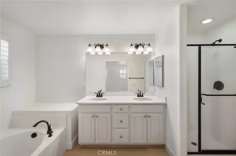 Bath - 14975 S Highland Ave #13, Fontana, CA 92336 photo 1 of 2