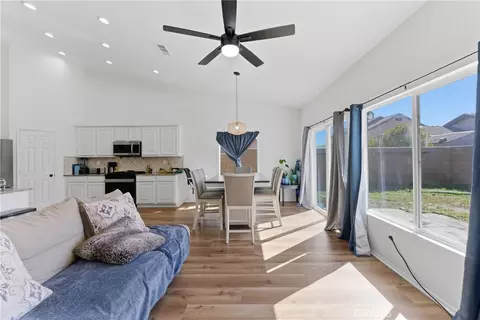 2036 Jenner, Lancaster, CA 93535 photo 13