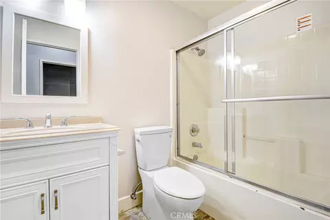 Bath - 709 E Agape Ave, San Jacinto, CA 92583 photo 1 of 3