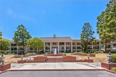 102 Scholz #234, Newport Beach, CA 92663