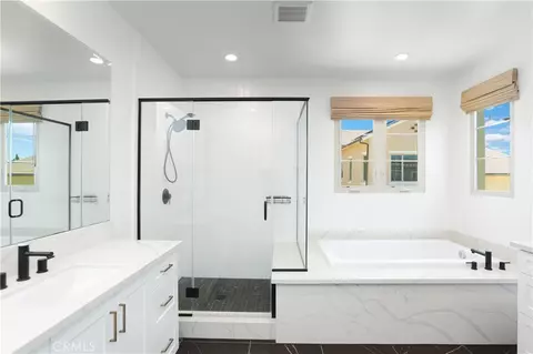 Bath - 122 Jayhawk, Irvine, CA 92602 photo 3 of 5