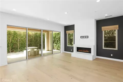 Living - 122 Jayhawk, Irvine, CA 92602 photo 4 of 10