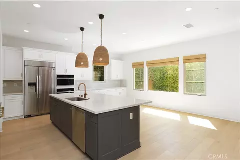 Kitchen - 122 Jayhawk, Irvine, CA 92602 photo 1 of 1