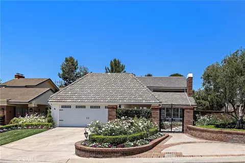 Exterior - 5603 E Crest De Vl, Orange, CA 92867 photo 4 of 14