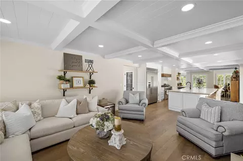 Living - 5603 E Crest De Vl, Orange, CA 92867 photo 5 of 6
