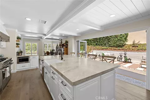 Kitchen - 5603 E Crest De Vl, Orange, CA 92867 photo 5 of 6