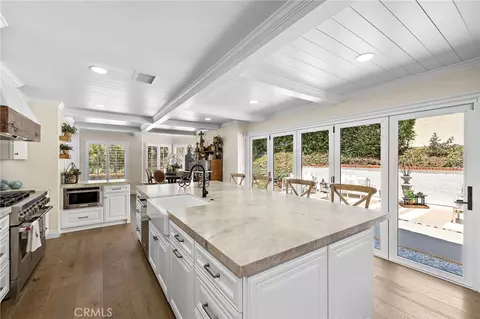 Kitchen - 5603 E Crest De Vl, Orange, CA 92867 photo 4 of 6