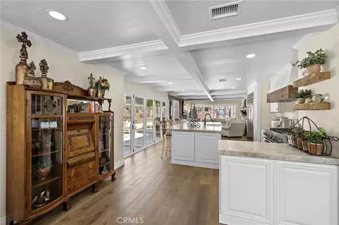 Entry Way - 5603 E Crest De Vl, Orange, CA 92867 photo 3 of 4