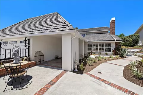 Exterior - 5603 E Crest De Vl, Orange, CA 92867 photo 8 of 14