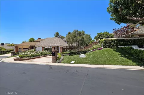 Exterior - 5603 E Crest De Vl, Orange, CA 92867 photo 6 of 14