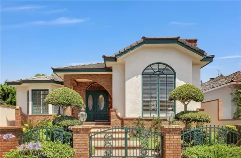 236 Belmont, Long Beach, CA 90803