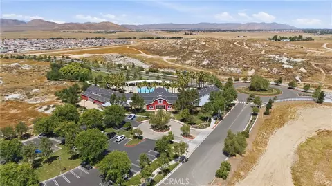 View/Area - 537 Hedgewood, Hemet, CA 92543 photo 3 of 6