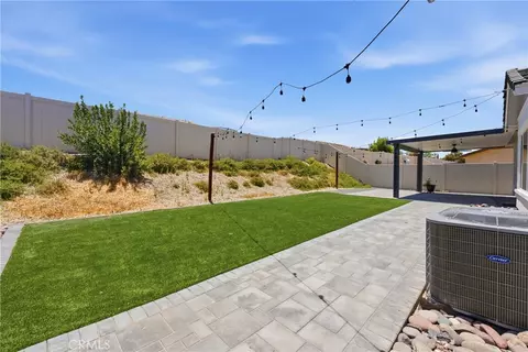 Exterior - 537 Hedgewood, Hemet, CA 92543 photo 11 of 17