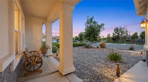 Exterior - 537 Hedgewood, Hemet, CA 92543 photo 3 of 16
